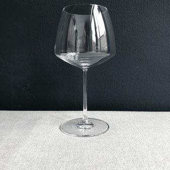 Mirage red wine glass