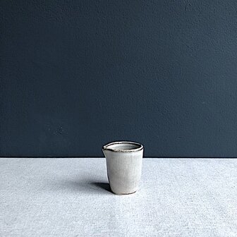 Grey Ceres jug [RENTAL]