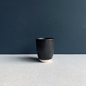 Atelier Black Pepper mug 29 cl