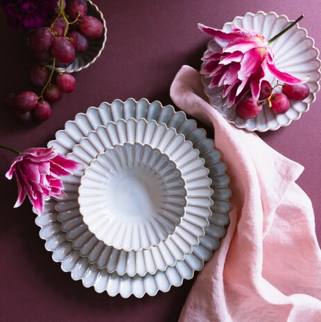 White Lotus plate 20 cm [RENTAL]