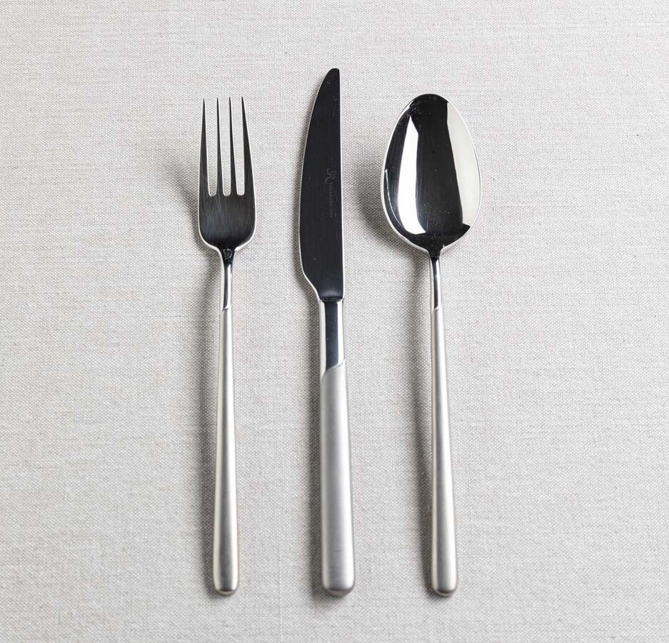 Celtika-Mat-cutlery